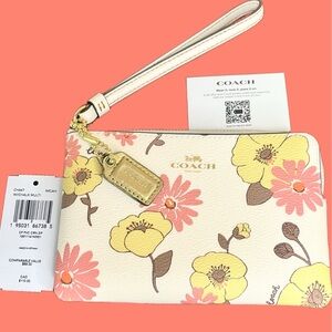 Coach Floral Wristlet in Cream and Pink NWT